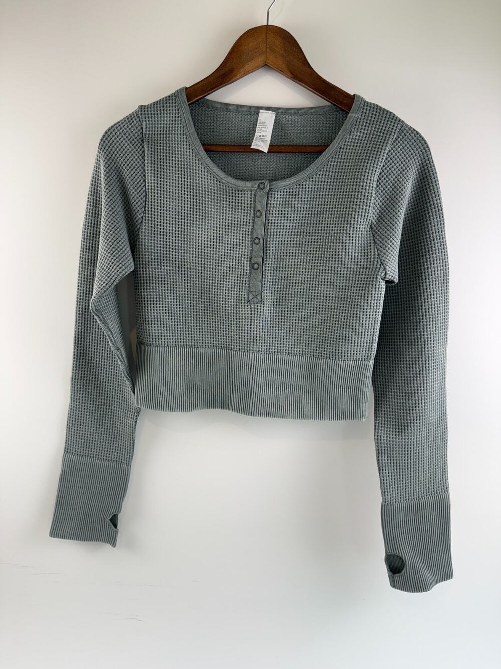 Offline by Aerie Long Sleeve Waffle Knit Stretch Cropped Top Green M NWT